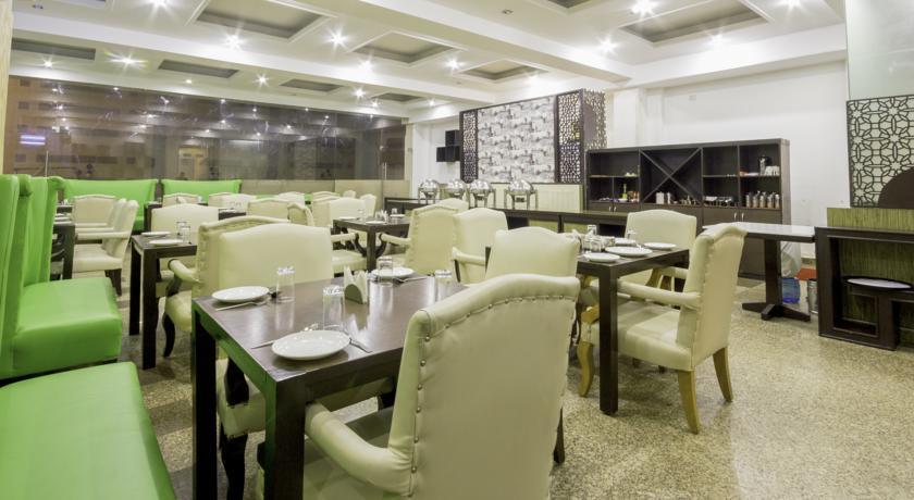Hotel Bizzotel Gurgaon Extérieur photo