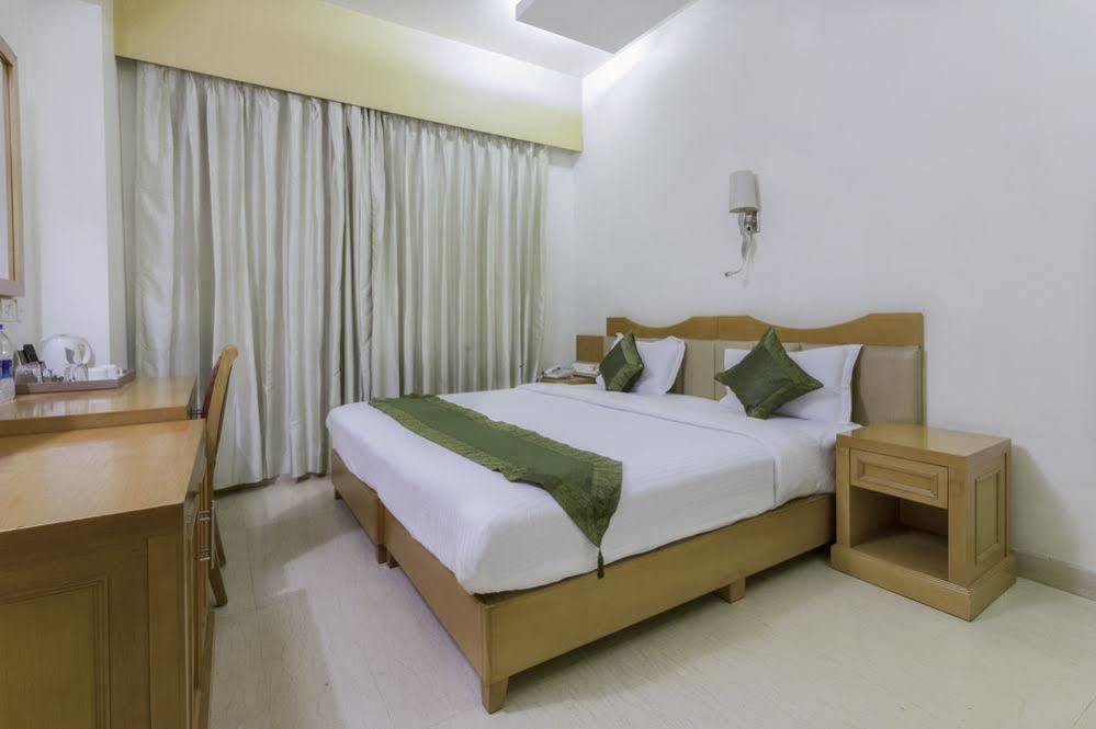Hotel Bizzotel Gurgaon Extérieur photo
