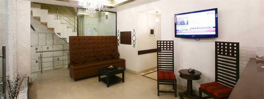 Hotel Bizzotel Gurgaon Extérieur photo